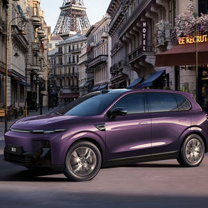 2025 LEAPMOTOR B10 510 Version Smart Drive SUV compact électrique pur 5 portes 5 places - Product Image 5