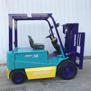 Good Condition Reasonable Price Hot Sale Japanese Original Komatsu 4T FD25 <b>Model</b> Lithium-Ion Battery Solid Tire Forklift Stock - Product Image 1