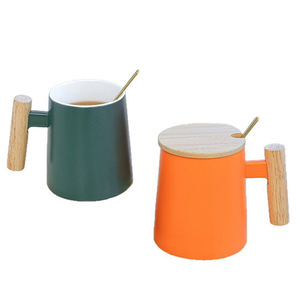 Mug à café en céramique avec couvercle et cuillère en bois, couleur unie, tasse individuelle, idéal pour un cadeau - Product Image 3