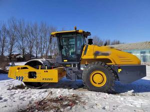Compacteur à tambour vibrant simple en acier XS265 de 26 tonnes pour la construction de routes et de barrages - Product Image 5