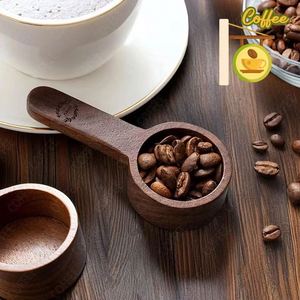 ที่ตักเมล็ดกาแฟไม้วอลนัททันสมัยจากซัพพลายเออร์, ช้อนตวงไม้เนื้อแข็ง, ของขวัญสุดพิเศษสำหรับคนรักกาแฟและบาริสต้าที่บ้าน - Product Image 1