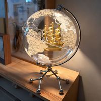Globe décoratif transparent en plastique, style moderne minimaliste, avec lumière nocturne