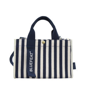 Grand sac fourre-tout en toile personnalisé blanc avec logo, idéal pour le shopping et les voyages, sac <span class=keywords><strong>de</strong></span> <span class=keywords><strong>week</strong></span>-<span class=keywords><strong>end</strong></span> pour femme avec logo - Product Image 2