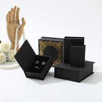 Boîte à bijoux magnétique en forme de livre, 1200g, en carton rigide, avec couvercle rabattable, emballage personnalisé avec dorure à chaud, fabricant en gros
