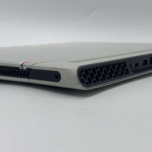 Portátiles Usados Alienware X17 R2--RAM 16GB, ROM 512F SSD, RTX3060, CPU Modelo I7-12700H, Tamaño de Pantalla 17.3 Pulgadas - Product Image 5