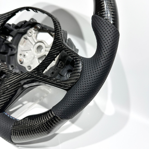 Volant de <span class=keywords><strong>voiture</strong></span> en fibre de carbone à trois étages personnalisé pour BMW Série 3, Série 5, Série 6, X3, X5, X6, G20, G28, G30, G38, G80, G82 - Product Image 2