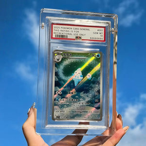 Acrylique <span class=keywords><strong>PSA</strong></span> Graded Card Display Case Magnetic Slab Holder Protector Box pour <span class=keywords><strong>Pokemon</strong></span> Sports and Trading Card Collection Display - Product Image 4