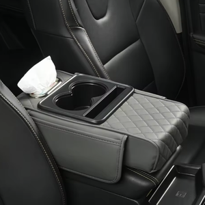 Cuscino Poggiabraccio per Auto con Vano Portaoggetti, Supporto in Pelle per Console Centrale, Contenitore per Fazzoletti - Product Image 1