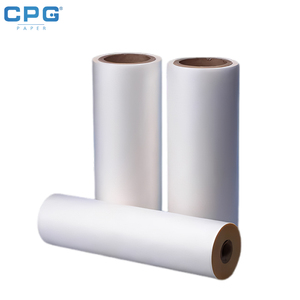 Película PET Antivaho de Alta Transparencia de Suministro Directo, Película BOPET de 15 micras para Envasado de Alimentos Frescos, Película para Exhibición de Productos - Product Image 1