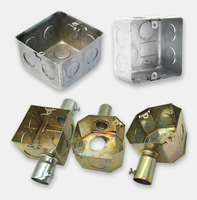 Machine de fabrication de boîtes électriques en stock, presse hydraulique avec matrice de transfert progressive