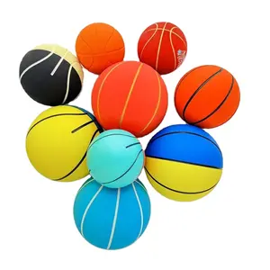 Çift renk Squash Bounc OEM ve ODM 60 75 90mm Mini basketbol Hollow lastik top eğlenceli oyuncaklar yüksek sıçrama oyuncak top