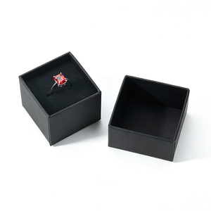 Scatola Regalo Biodegradabile Personalizzata di Lusso per Matrimoni, Scatola Rigida per Gioielli, Espositore per Anelli, Collane, Orologi e Bracciali - Product Image 4
