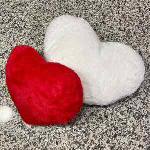 Almohada Decorativa de Peluche con Forma de Corazón Estilo Coreano, Linda y Suave para Cama, Sala de Estar, Decoración del Hogar, Estética Preppy - Product Image 3