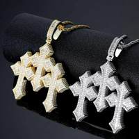 Colgante de Tres Cruces Personalizado NUOYA de Cristal, Joyería Hip Hop Iced Out, Dije de Cruz Grande con Brillantes Diamantes Talla Baguette