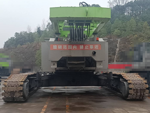 Grue sur chenilles Zoomlion ZCC100 de 100 tonnes, modèle 2023, de marque de premier plan, avec pompe de boîte de vitesses, moteur PLC et moteur principal - Prix avantageux, occasion à vendre - Product Image 6