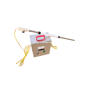 Petit étourdisseur électrique tenu dans la main de porc pour des outils d'abattage de porcs - Product Image 6