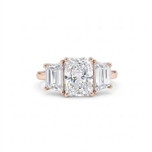 Bague en diamant Radiant Trio Elegance - Or 9k, 14k, 18k - Product Image 3