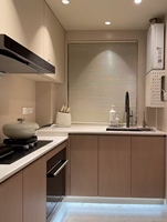 Nouveauté : Cuisine et meubles de salle à manger modulaires en bois massif de luxe moderne avec portes en verre, meubles de salon
