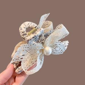 Barrettes à cheveux en dentelle française pour filles, pinces requin en tissu, accessoires capillaires doux et pastel - Product Image 6