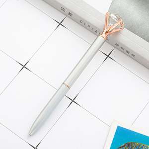 ปากกาลูกลื่นโลหะประดับเพชร คุณภาพสูง พิมพ์โลโก้ได้ตามต้องการ หลายสี ของขวัญส่งเสริมการขายสำหรับสำนักงาน ขายดีประจำปี 2023 - Product Image 6