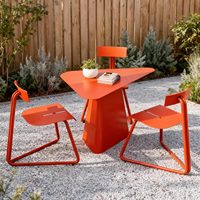 Ensemble table et chaises triangulaires tubulaires en alliage d'aluminium pour extérieur – Mobilier de loisirs populaire pour cour, jardin, balcon, villa, café, gîte