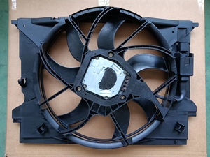 Ventilateurs <span class=keywords><strong>de</strong></span> refroidissement <span class=keywords><strong>de</strong></span> radiateur électrique 12V <span class=keywords><strong>de</strong></span> haute qualité pour pièces automobiles, ventilateur <span class=keywords><strong>de</strong></span> radiateur AC 600W pour réservoir d'eau <span class=keywords><strong>de</strong></span> voiture W221 W211 - Product Image 5