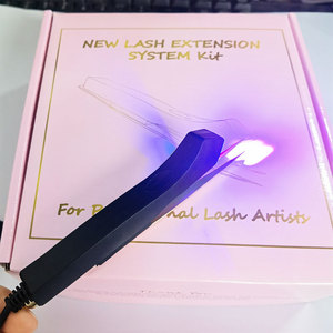 แหนบต่อขนตาแบบพกพาพร้อมไฟ LED UV ยี่ห้อ Private Label พร้อมฐานรองที่มั่นคงสำหรับการต่อขนตาแบบมืออาชีพ - Product Image 2