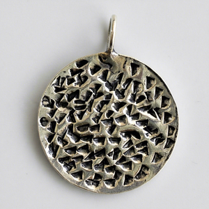 Amuletos Hechos a Mano de Plata de Ley 925 con Baño de Oro, Joyería Vintage con Diamantes y Perlas, Piedra Principal de Metal, Regalos para Mujer/Unisex Sejal - Product Image 1