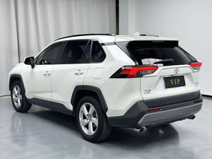 โตโยต้า RAV4 ปี 2020 รุ่นพรีเมียม เครื่องยนต์ <span class=keywords><strong>2</strong></span>.0 ลิตร เกียร์อัตโนมัติแบบ CVT ขับเคลื่อนสี่ล้อ รถ SUV มือสอง - Product Image 3