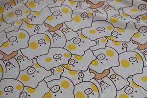 Tissu en polyester tissé extensible dans les quatre sens, motif de cochon d'été mignon, 100D, avec élasthanne, 110 GSM, pour chemises et rideaux - Product Image 5