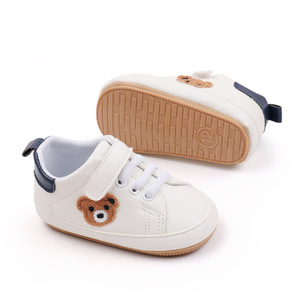 Chaussures pour tout-petits en peluche à motif d'ours mignon, semelle souple antidérapante, petites chaussures blanches - Product Image 5
