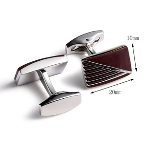 Mancuernillas de Regalo para Camisa de Hombre con Diseño Rectangular y Adhesivo Epóxico Color Marrón - Product Image 5