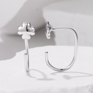 Pendientes de Aro con Flores Plateadas, Joyería de Aleación para Mujer, Estilo Moderno, Regalo - Product Image 3