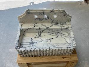 Vasque de salle de bain intégrée en marbre Arabescato de luxe, durable, avec façade cannelée, fabriquée à la main, en pierre naturelle polie/affinée - Product Image 3