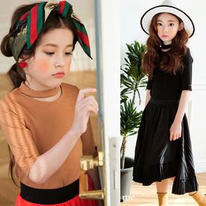 Nouveau T-shirt noir à col rond pas cher, 90% coton, 10% polyester, avec logo - Product Image 1