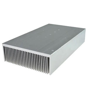 Larghezza personalizzata <span class=keywords><strong>55</strong></span> <span class=keywords><strong>mm</strong></span> altezza 30 <span class=keywords><strong>mm</strong></span> radiatore a bassa potenza radiatore in alluminio estruso profilo in alluminio dissipatori di calore - Product Image 4