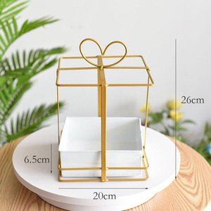 Metal Flower <b>Basket</b> Heart Shape Gold Plated Geometric Portable Storage <b>Basket</b> For Office Space Minimalist Style - Product Image 3