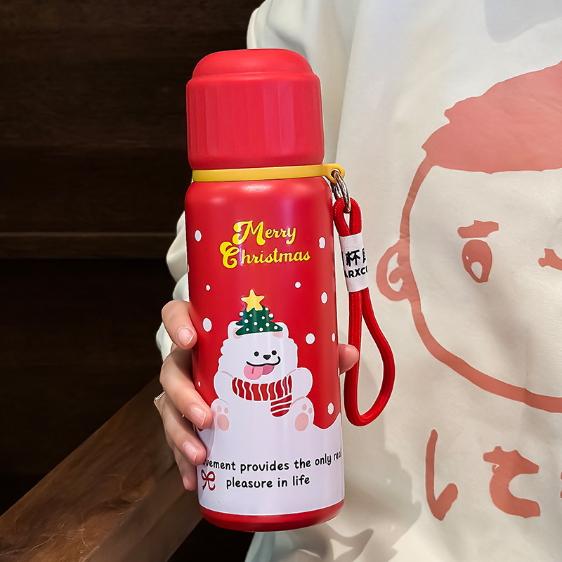 Red lids snow man