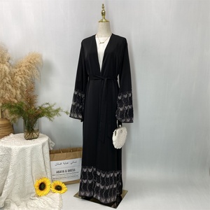Black Dubai Modest Breathable Lightweight <b>Abaya</b> for Muslim Women with Luxury Silver Rhinestone Diamond for Spring Ramadan - Product Image 6