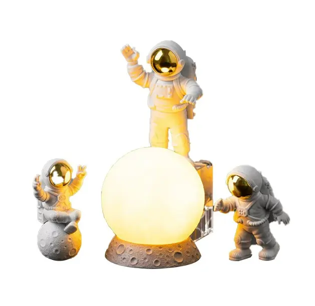 Astronaut Ornament Gele Maan Omgevingslicht Kantoor Wijnkoeler Decoraties Moderne Astronaut Desktop Ornamenten Modellering