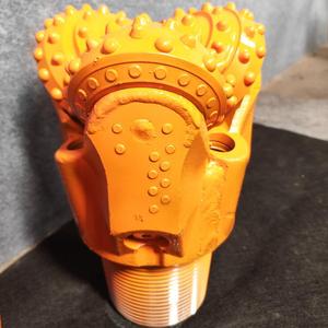 <span class=keywords><strong>API</strong></span> tiêu chuẩn 3 2/3 inch iadc735 tricone <span class=keywords><strong>bit</strong></span>, cacbua vonfram chèn Con lăn Cone <span class=keywords><strong>Rock</strong></span> <span class=keywords><strong>bit</strong></span> cho Mỏ Than - Product Image 6