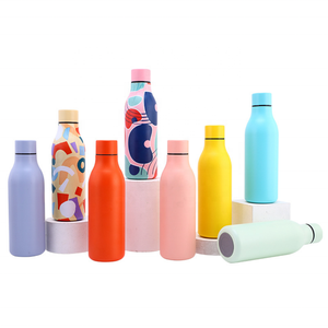 Bouteille d'eau isotherme en acier inoxydable écologique de 550 ml, tasse thermos, surface peinte en caoutchouc, gourde isotherme, tasse à café, tasse cadeau - Product Image 3