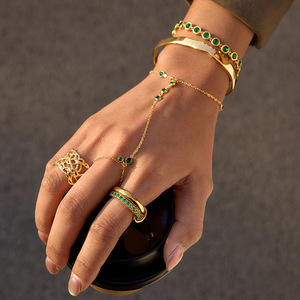 <span class=keywords><strong>Gioielli</strong></span> per Donne, Bracciale da Dito in Acciaio Inossidabile Americano con Zircone Verde, Anello di Lusso Leggero, Placcato Elettroliticamente, Non Sbiadisce - Product Image 1