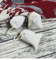 En stock, support de stockage à domicile, ensembles de cèdre, bouchons, boules, anneaux, blocs, mites en bois, petits articles, ensembles de rangement, sachets décoratifs en cèdre