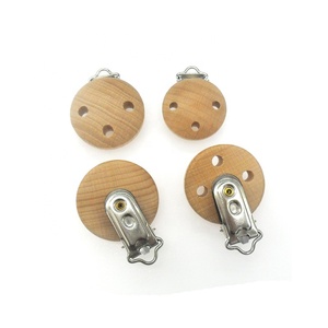 Cá Nhân Hoá Chất Lượng Gỗ <span class=keywords><strong>Pacifier</strong></span> <span class=keywords><strong>Clip</strong></span> Bpa Free Với Logo Khắc - Product Image 2