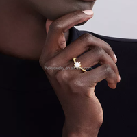 Bague cocktail HELE Factory personnalisée en or 18 carats avec perle de culture blanche ronde, bijou animalier tendance pour femme, à porter au quotidien