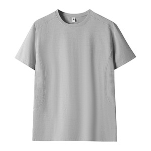 T-Shirt Sportiva da Uomo in Cotone Traspirante con Logo Personalizzato, Manica Corta - Product Image 3