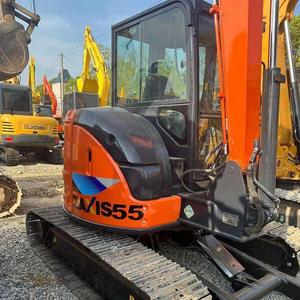 Mini-excavatrice Hitachi ZX55 d'occasion, 5,5 tonnes, sur chenilles, avec moteur et boîte de vitesses, faible nombre d'heures de travail, prête à l'emploi - Product Image 2