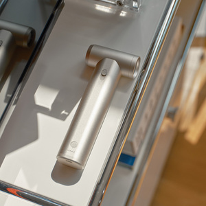Mini Compresor de Aire Nova, Pistola de Aire Portátil, Inflador de Neumáticos, Herramienta de Limpieza para Autos, para Mantenimiento Automotriz y Uso Doméstico - Product Image 1