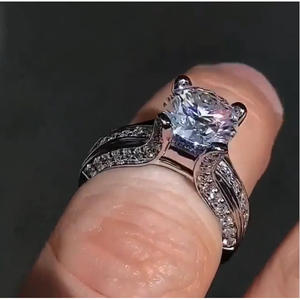 Bague en or blanc pour femme F188, diamant naturel taille ovale, bague de fiançailles avec diamants latéraux couleur D - Product Image 3